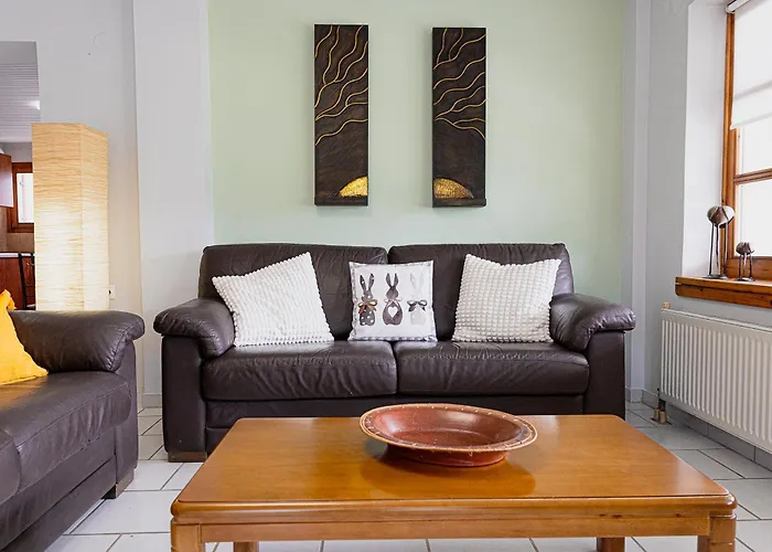 아파트 Arches 아기라